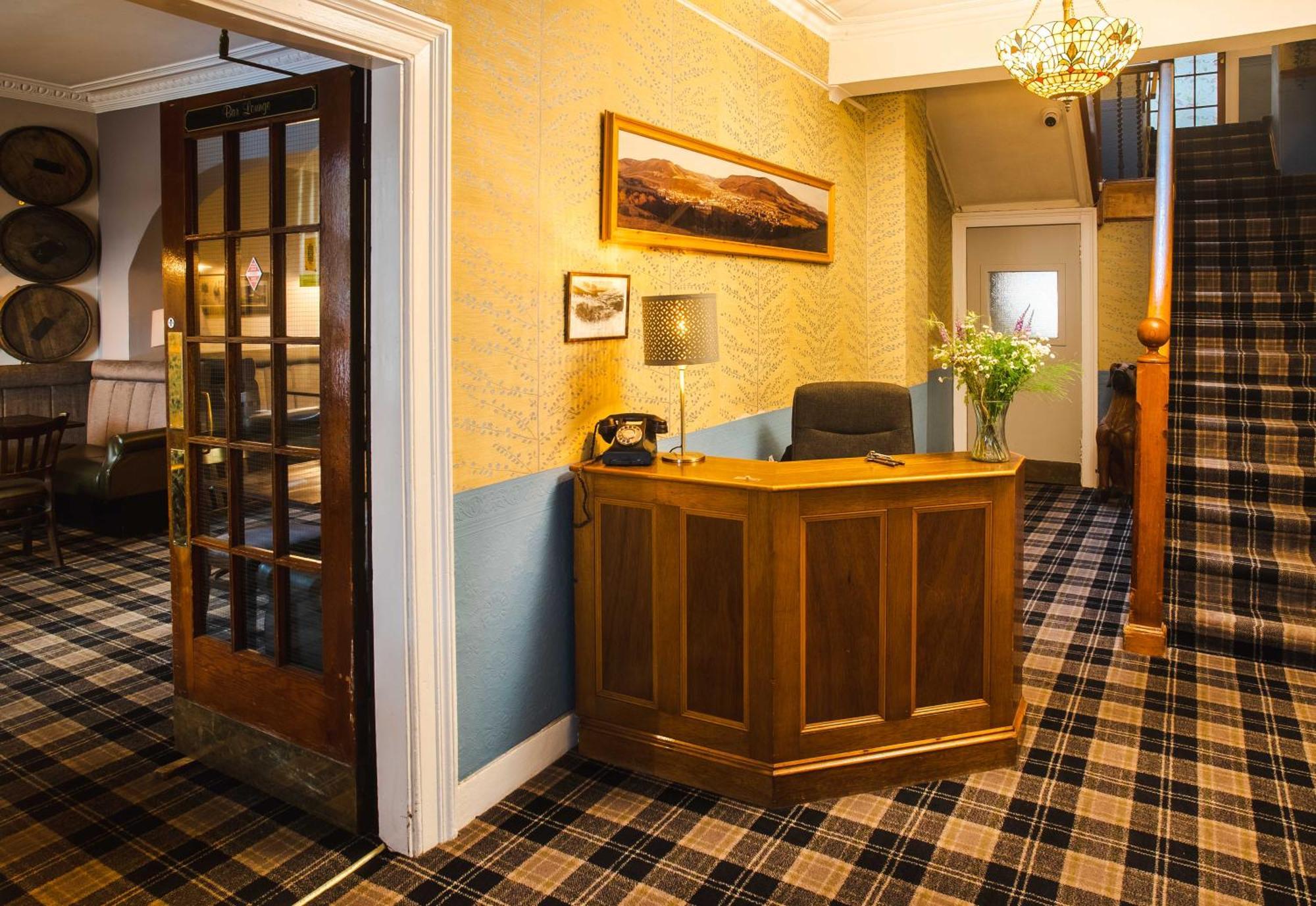 Traquair Arms Hotel Innerleithen Exterior foto